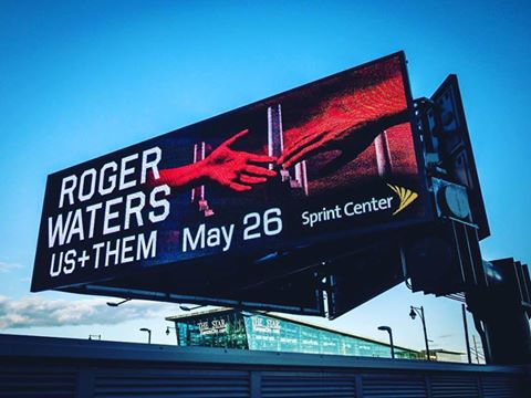 RogerWaters2017-05-26TheCenterKansasCityMO (1).jpg